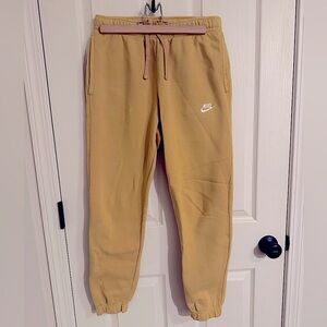 Nike Women’s Sweatpants - LIKE NEW